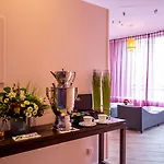 Le M & Bordeaux Aeroport By & Preference Hotel