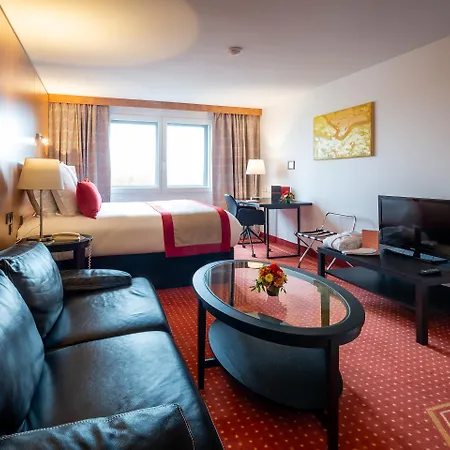 酒店 Le M & Bordeaux Aeroport By & Preference