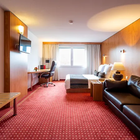 Le M & Bordeaux Aeroport By & Preference Merignac (Gironde)