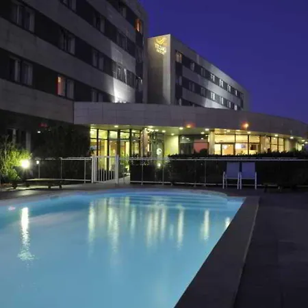 Hotel Le M & Bordeaux Aeroport By & Preference