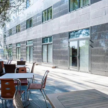 Hotel Le M & Bordeaux Aeroport By & Preference