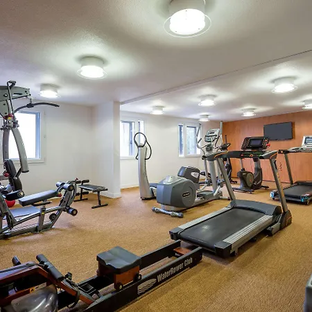 Hotel Le M & Bordeaux Aeroport By & Preference