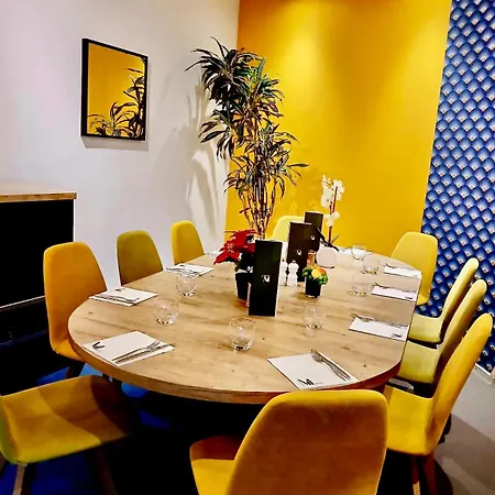 Hotel Le M & Bordeaux Aeroport By & Preference 4*