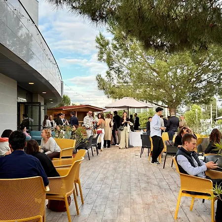 Hotel Le M&spa By Hôtels&préférence Mérignac