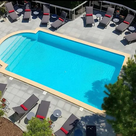 Le M & Bordeaux Aeroport By & Preference Hotel 4*