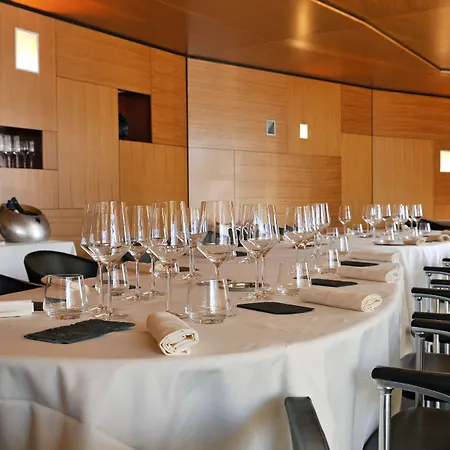 Le M & Bordeaux Aeroport By & Preference Hotel 4*