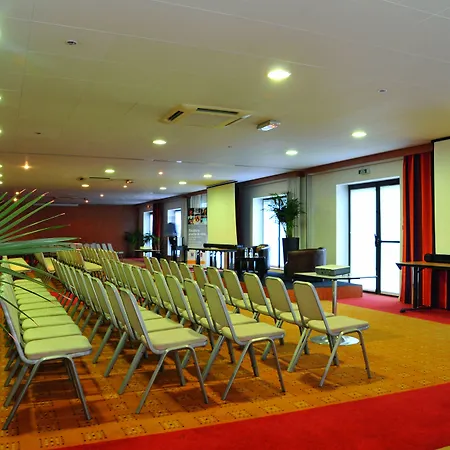 Le M & Bordeaux Aeroport By & Preference Hotel 4*