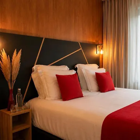 Hotel Le M & Bordeaux Aeroport By & Preference Merignac (Gironde)
