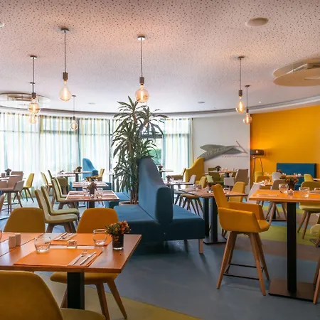 Hotel Le M & Bordeaux Aeroport By & Preference