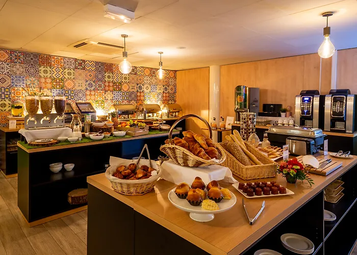 Hotel Le M & Bordeaux Aeroport By & Preference Merignac (Gironde)