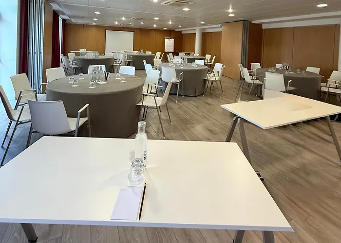 Hotel Le M & Bordeaux Aeroport By & Preference 4*