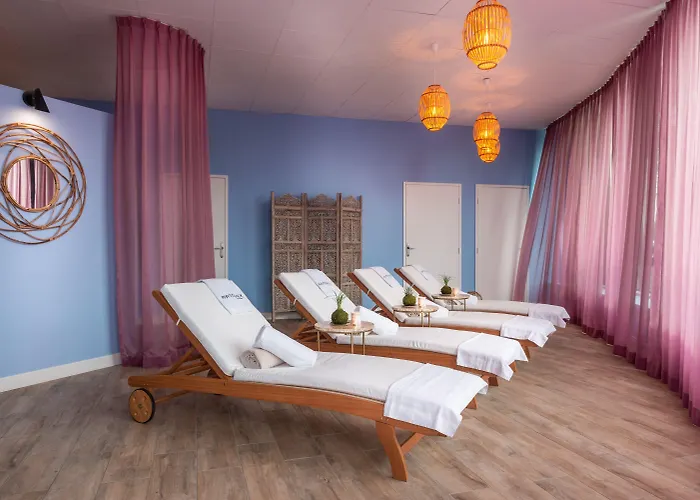 Le M & Bordeaux Aeroport By & Preference