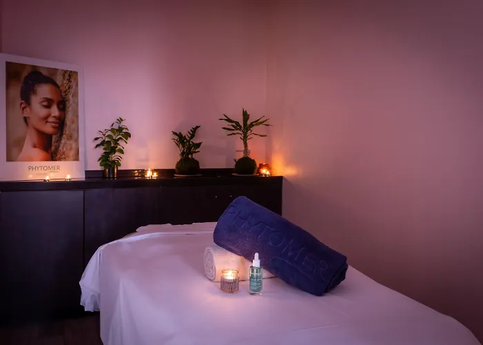 Hotel Le M & Bordeaux Aeroport By & Preference