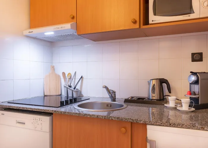 酒店 Le M & Bordeaux Aeroport By & Preference 4*